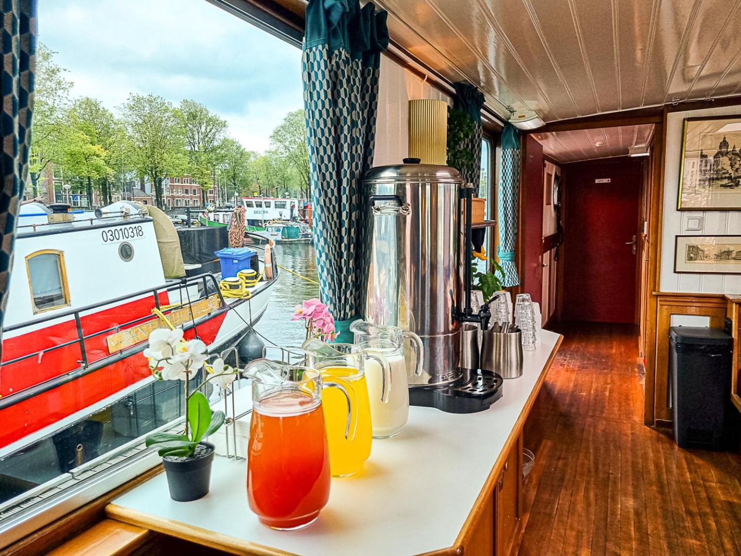 Amsterdam Hotelboat Екстер'єр фото